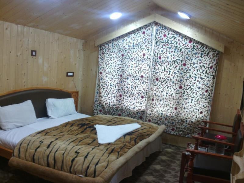 Oyo 5472 Bombay Palace Pahalgam Ngoại thất bức ảnh