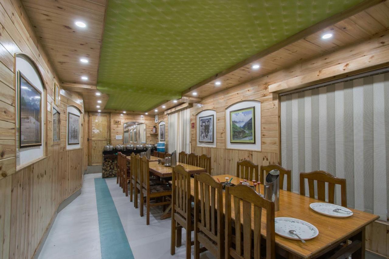 Oyo 5472 Bombay Palace Pahalgam Ngoại thất bức ảnh